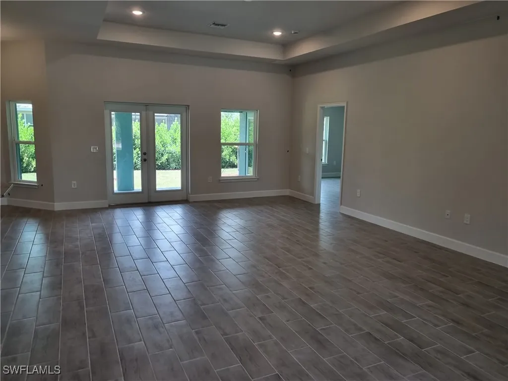 4013 NW 37th Avenue Cape Coral FL 33993