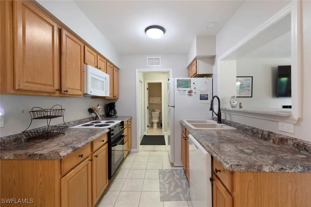 83 8th Street Bonita Springs FL 34134