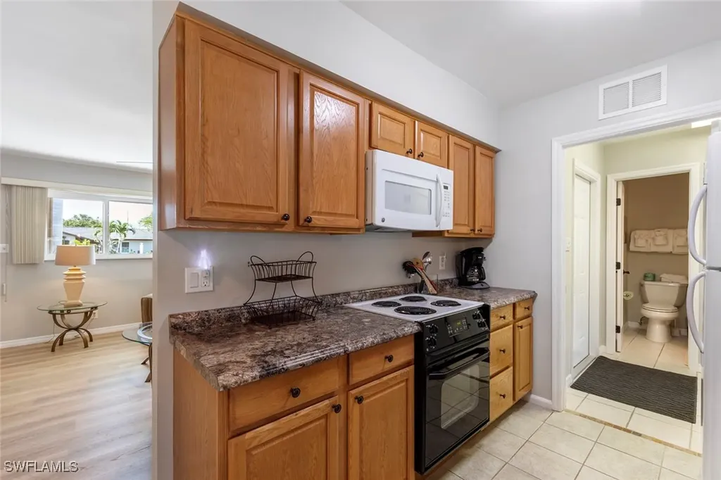 83 8th Street Bonita Springs FL 34134