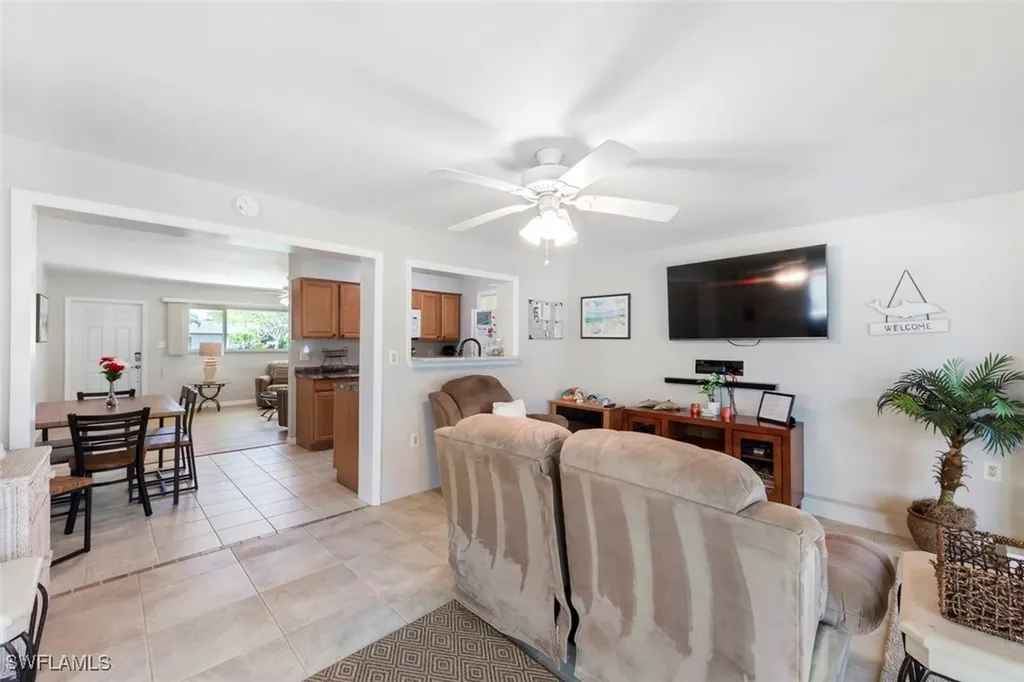 83 8th Street Bonita Springs FL 34134
