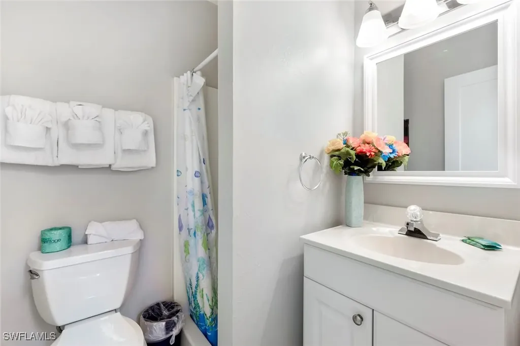 83 8th Street Bonita Springs FL 34134