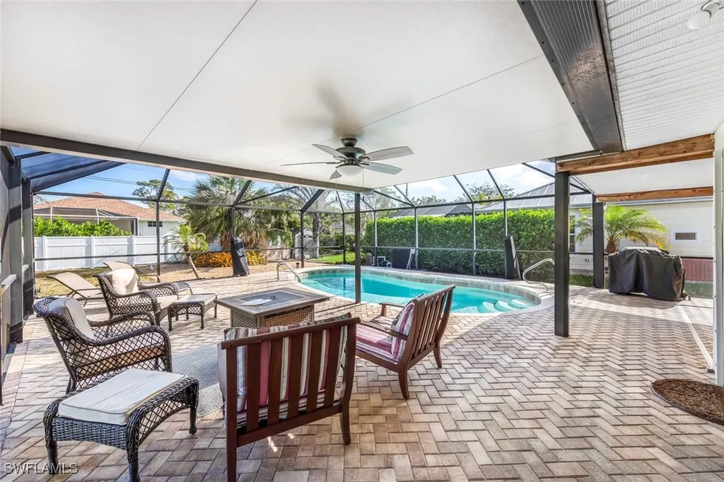 83 8th Street Bonita Springs FL 34134