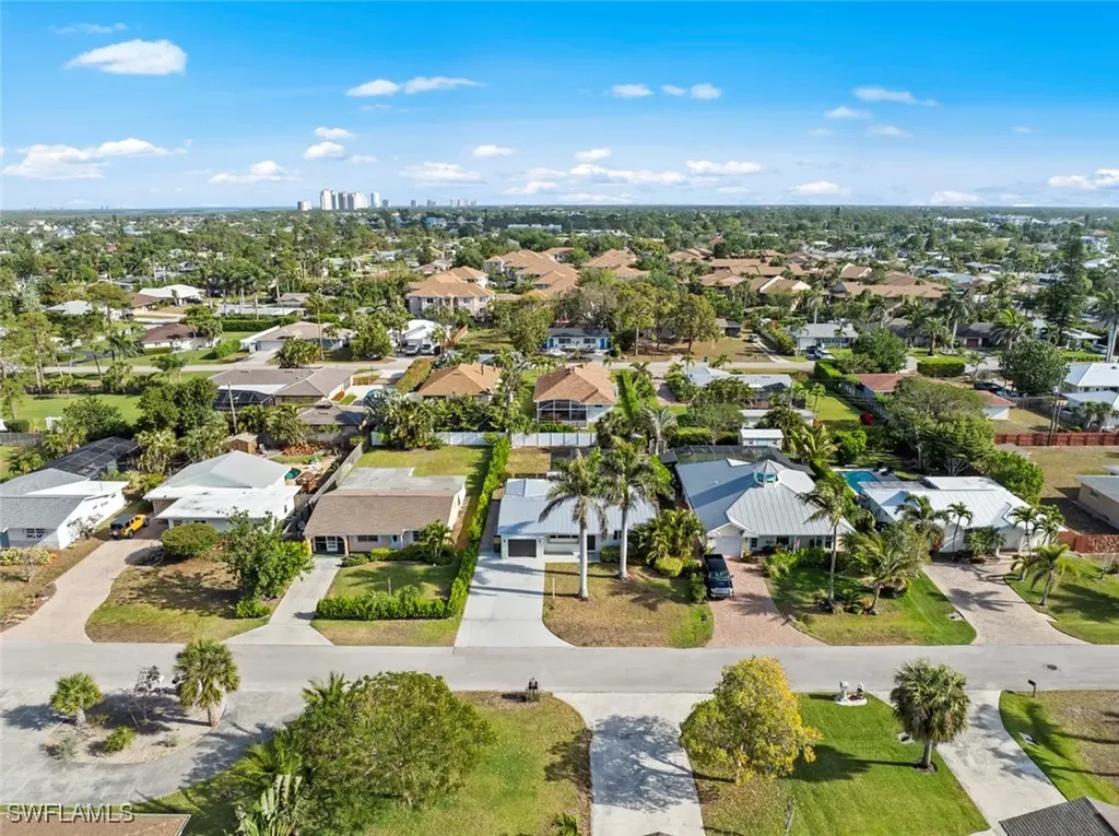 83 8th Street Bonita Springs FL 34134