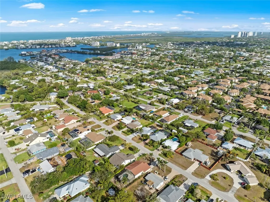 83 8th Street Bonita Springs FL 34134