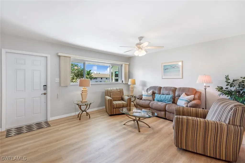 83 8th Street Bonita Springs FL 34134