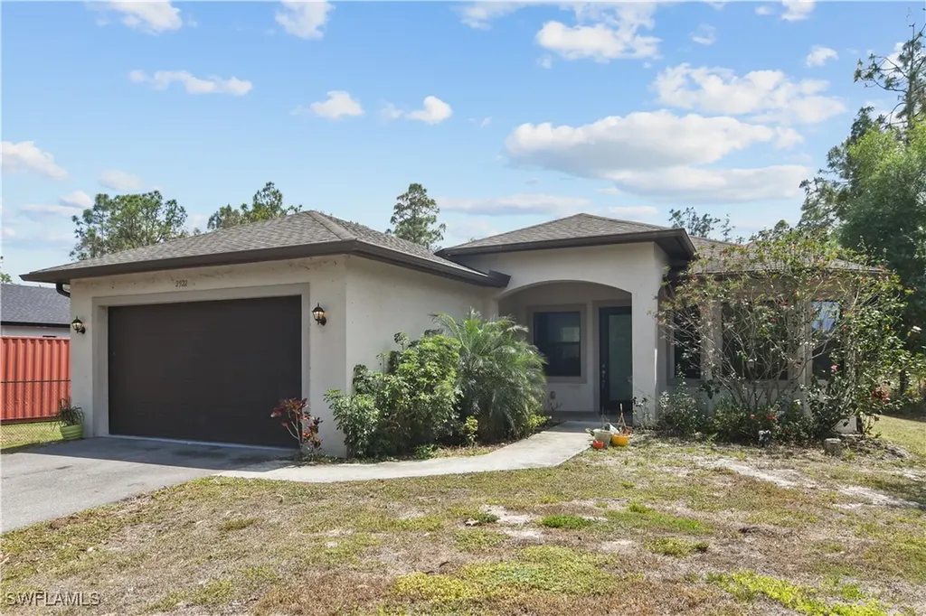 2922 58th Avenue NE Naples FL 34120