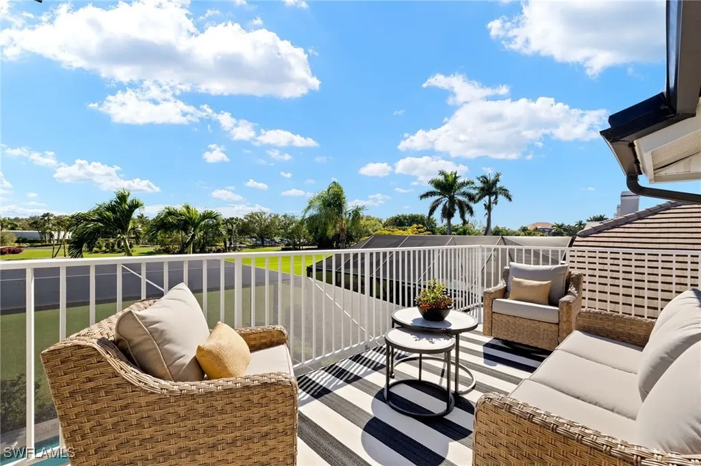 3844 Clipper Cove Drive Naples FL 34112