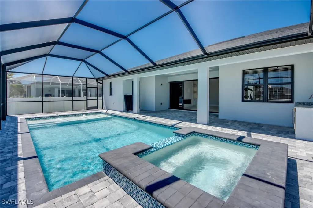 17 NW 36th Avenue Cape Coral FL 33993