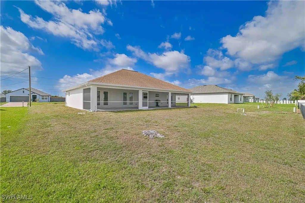 1025 NW 21st Terrace Cape Coral FL 33993