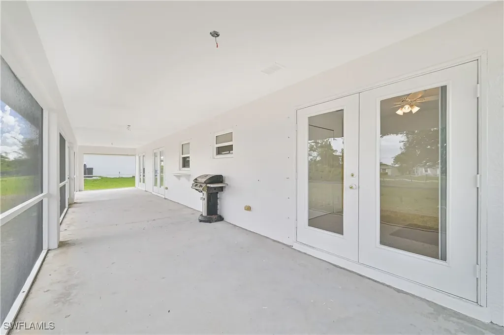 1025 NW 21st Terrace Cape Coral FL 33993