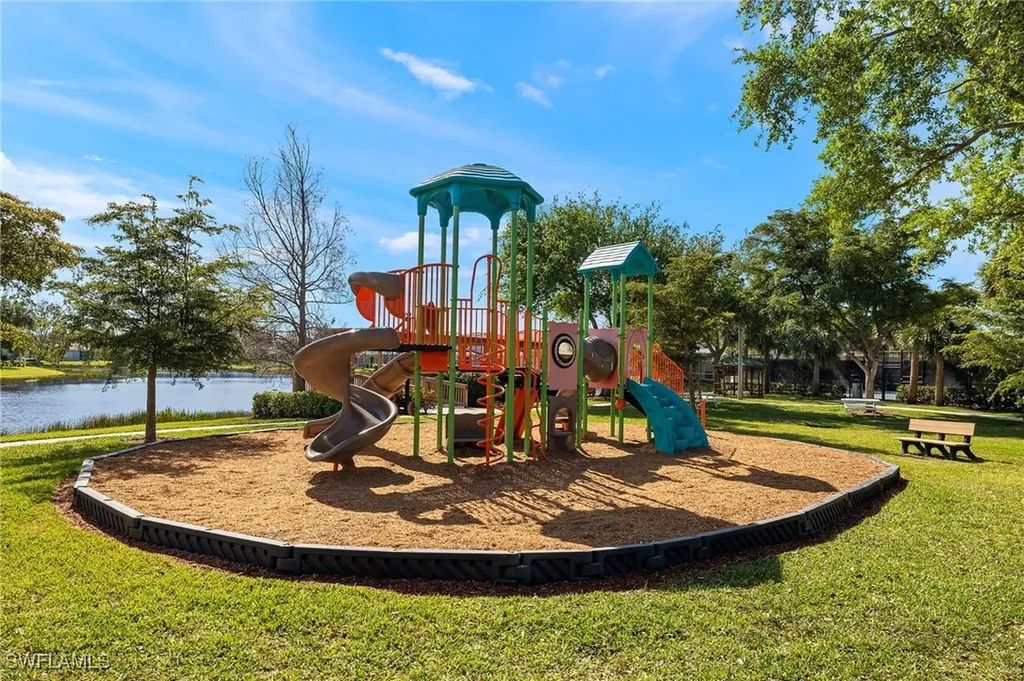 8940 Spring Mountain Way Fort Myers FL 33908