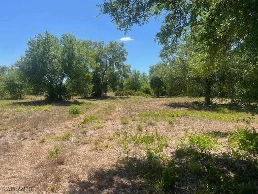 7500 23rd Terrace Labelle FL 33935