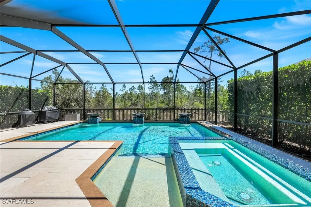 2786 Cinnamon Bay Circle Naples FL 34119