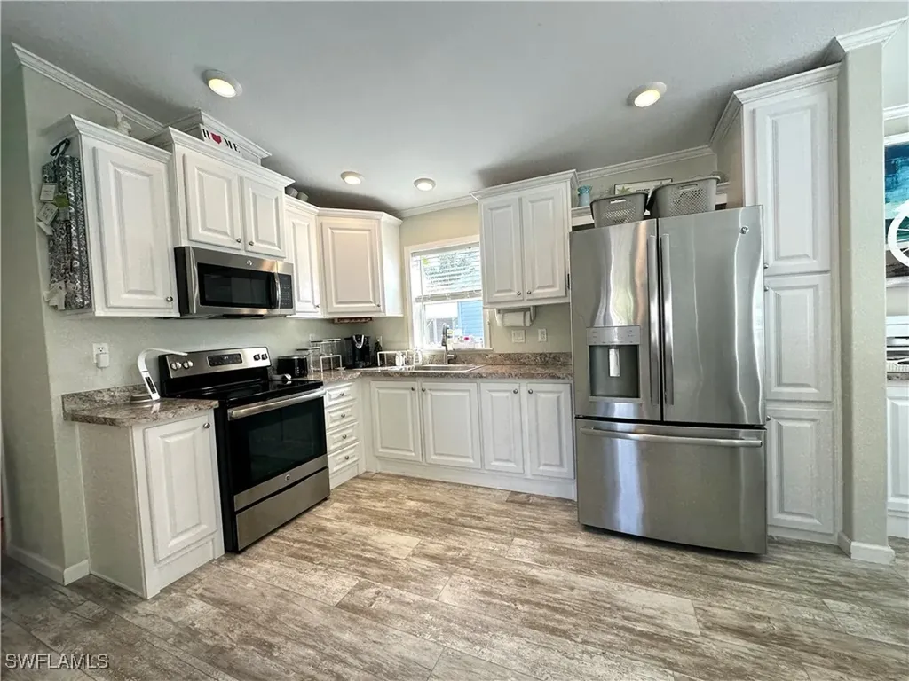 4520 Split Log Lane E Estero FL 33928