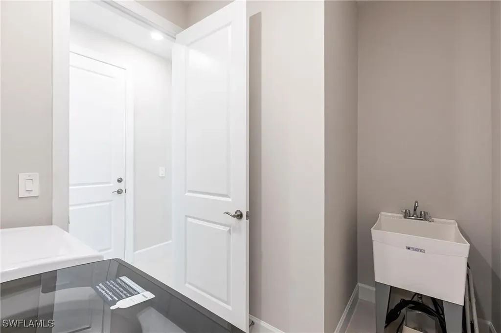 3745 Passion Vine Drive Alva FL 33920