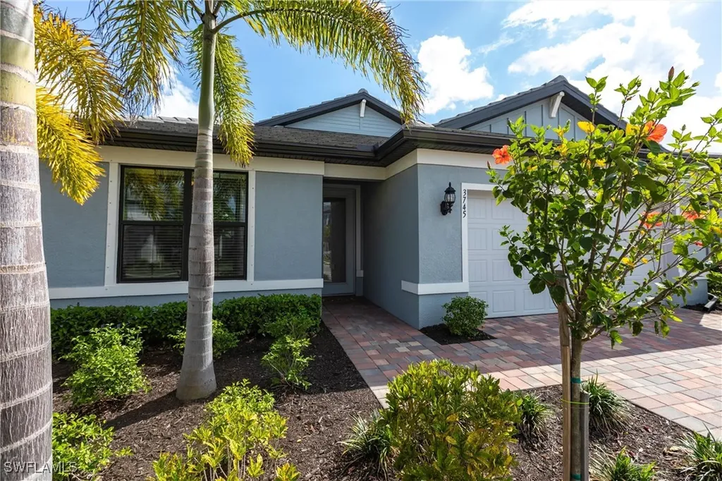 3745 Passion Vine Drive Alva FL 33920