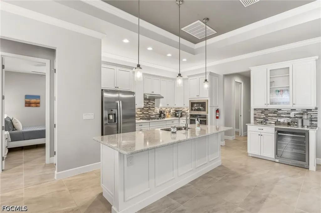 1319 NW 40th Place Cape Coral FL 33993