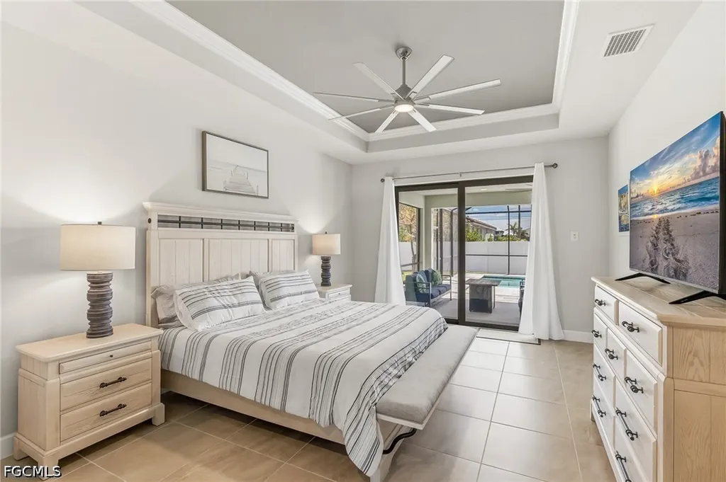 1319 NW 40th Place Cape Coral FL 33993