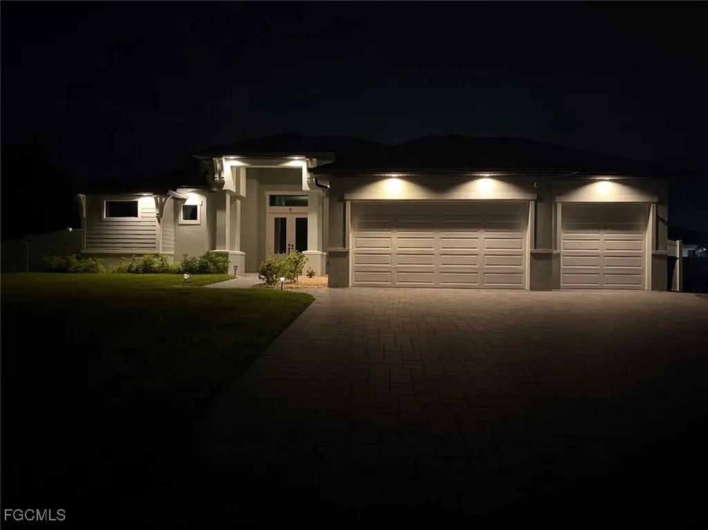 1319 NW 40th Place Cape Coral FL 33993