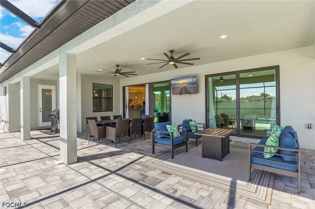 1319 NW 40th Place Cape Coral FL 33993
