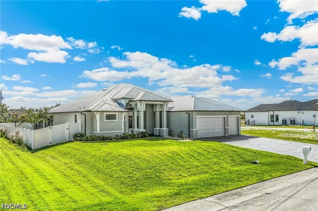 1319 NW 40th Place Cape Coral FL 33993