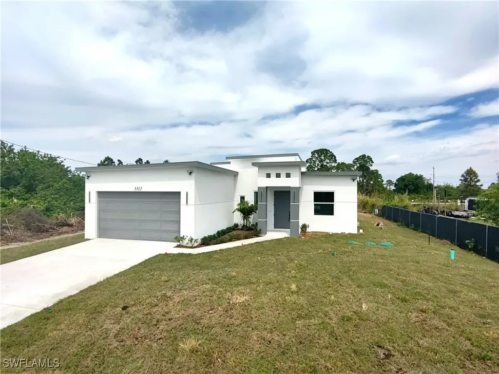 3312 19th Street SW Lehigh Acres FL 33976