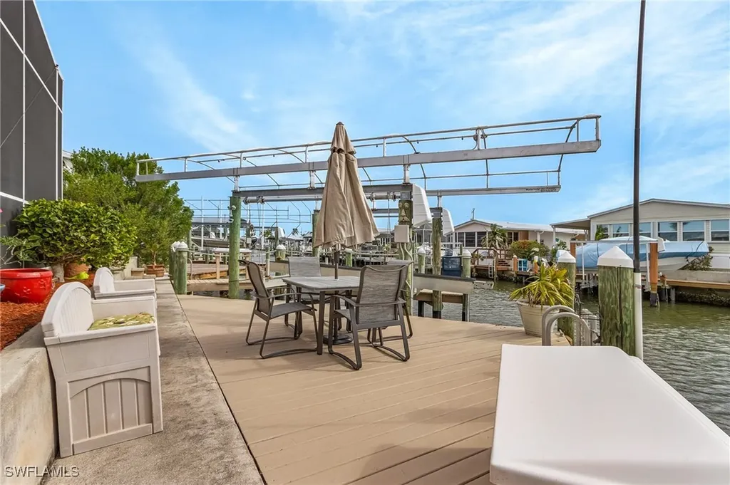 3024 Sloop Lane St. James City FL 33956