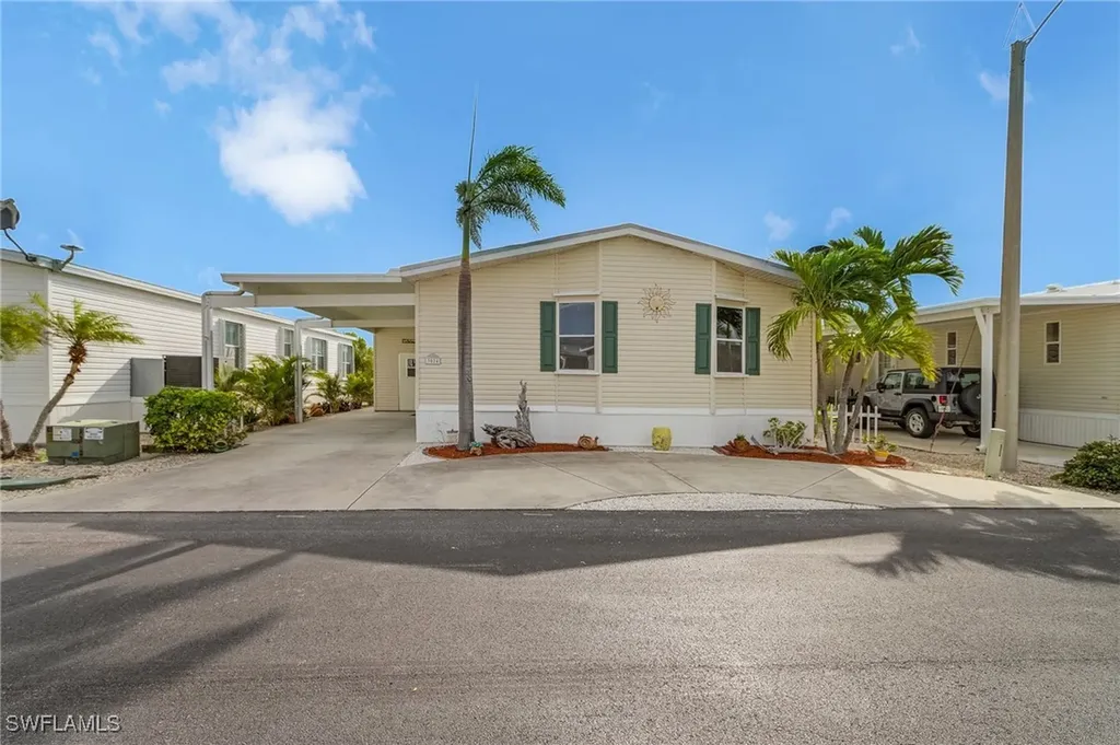 3024 Sloop Lane St. James City FL 33956