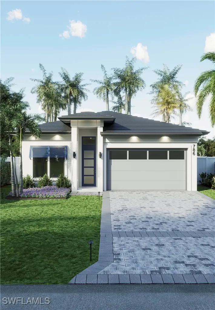 658 93rd Avenue N Naples FL 34108