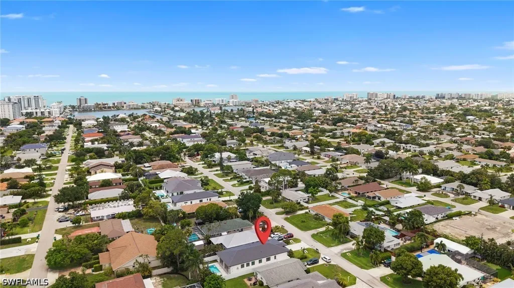 658 93rd Avenue N Naples FL 34108