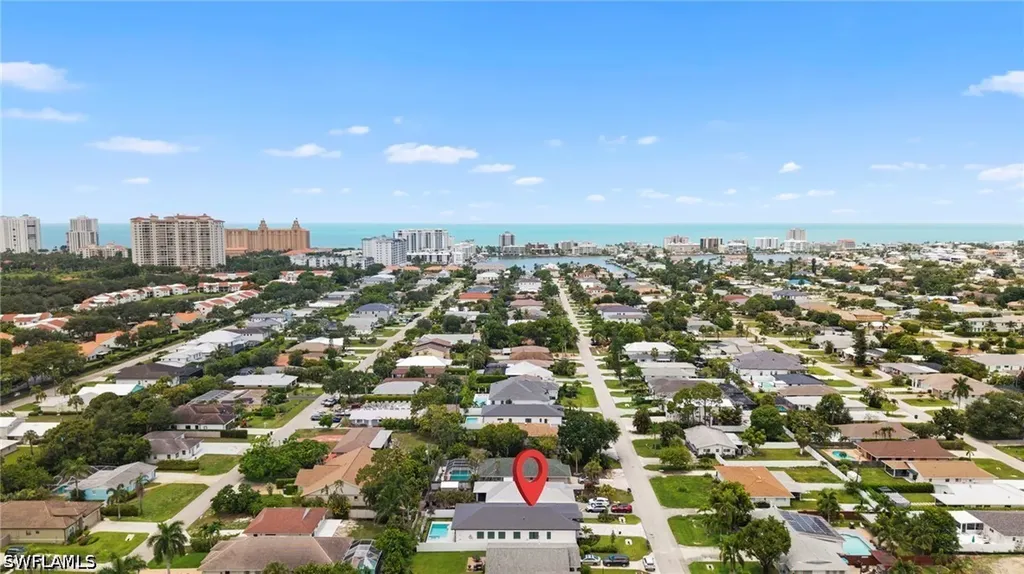 658 93rd Avenue N Naples FL 34108