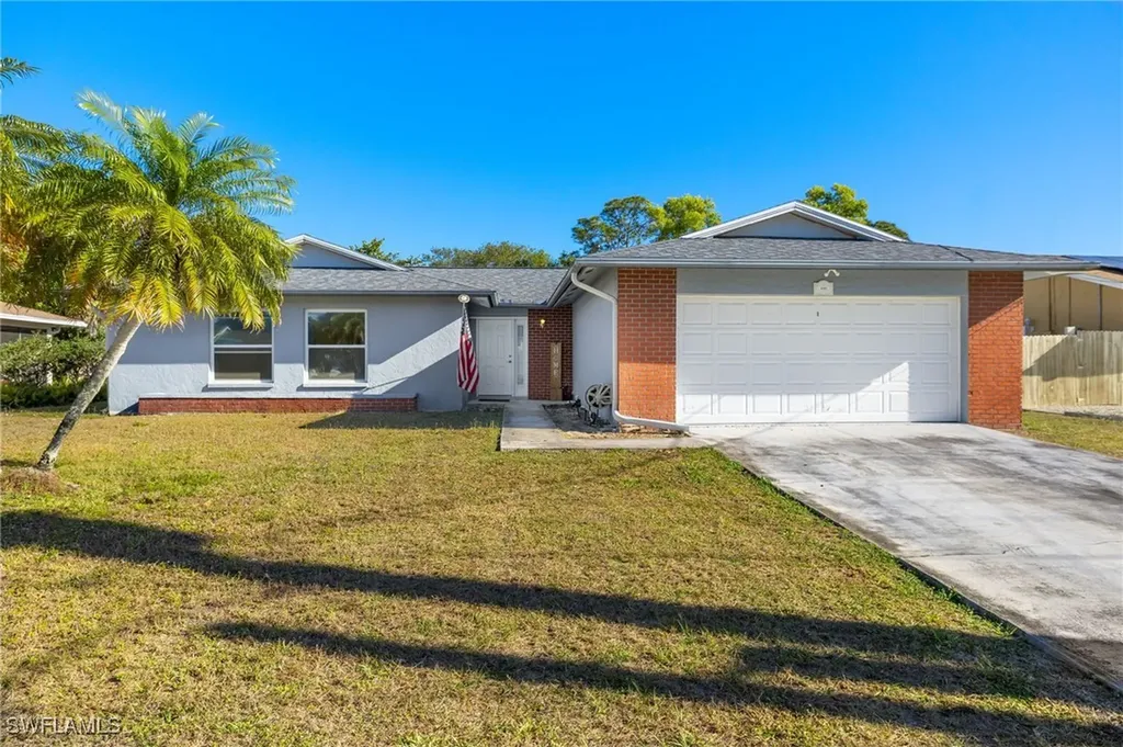 4341 17th Avenue SW Naples FL 34116