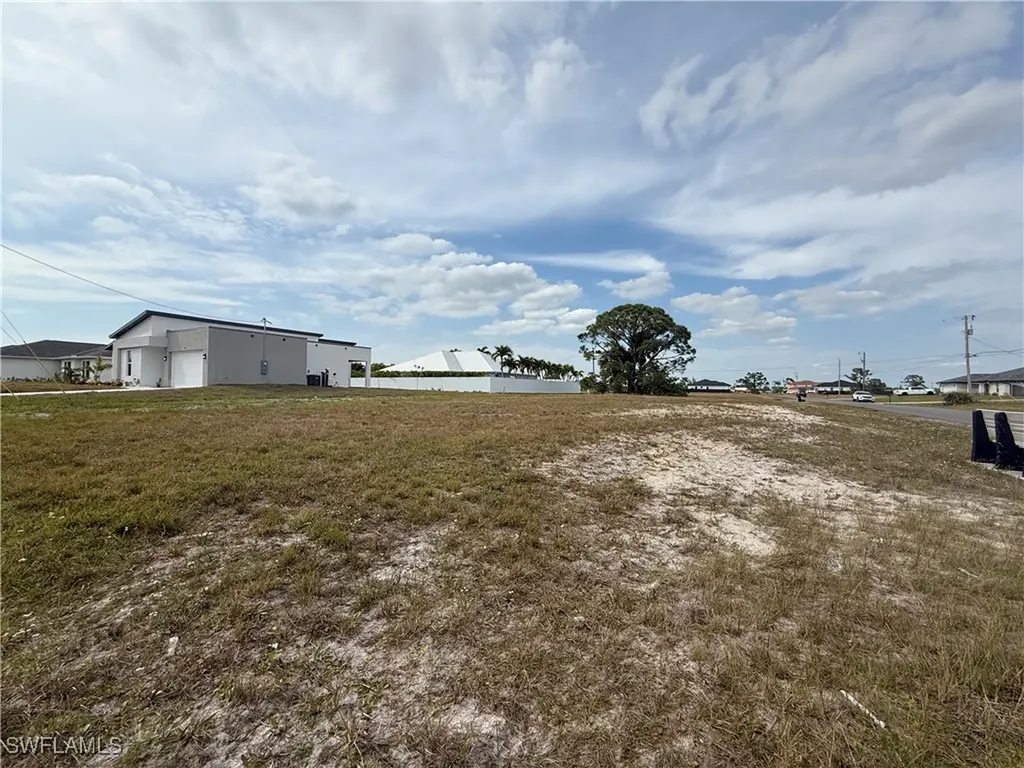 1615 NW 11th Terrace Cape Coral FL 33993