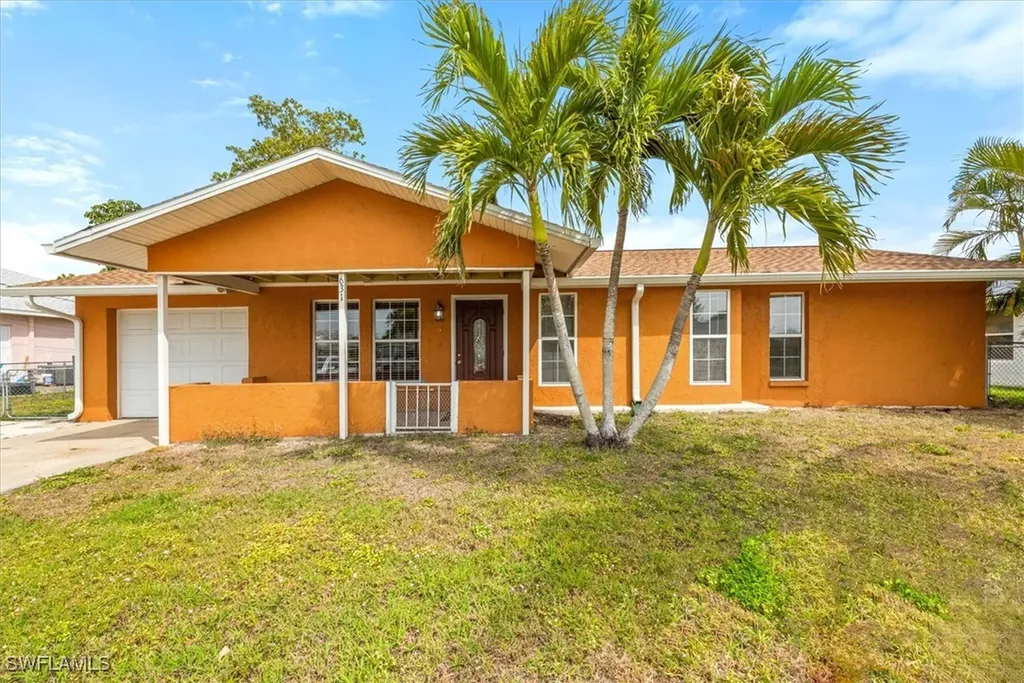 631 SE 34th Terrace Cape Coral FL 33904