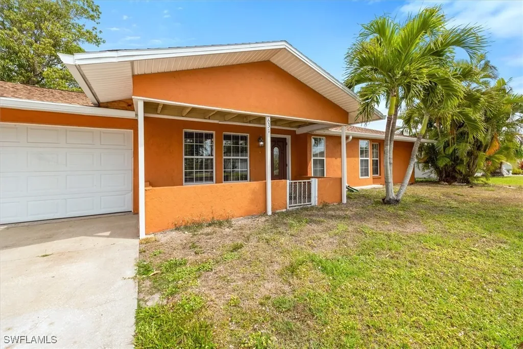 631 SE 34th Terrace Cape Coral FL 33904