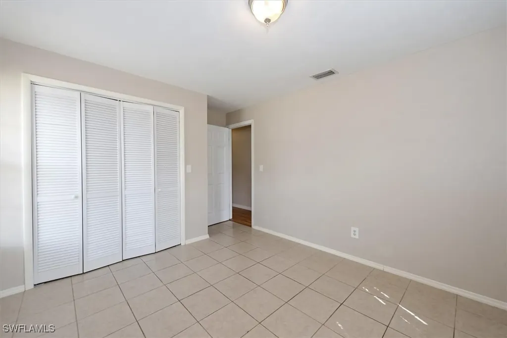 631 SE 34th Terrace Cape Coral FL 33904