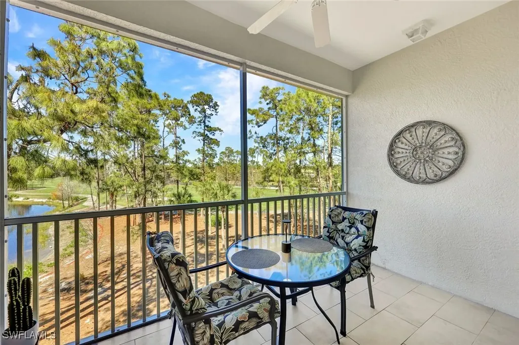 8239 Parkstone Place Naples FL 34120