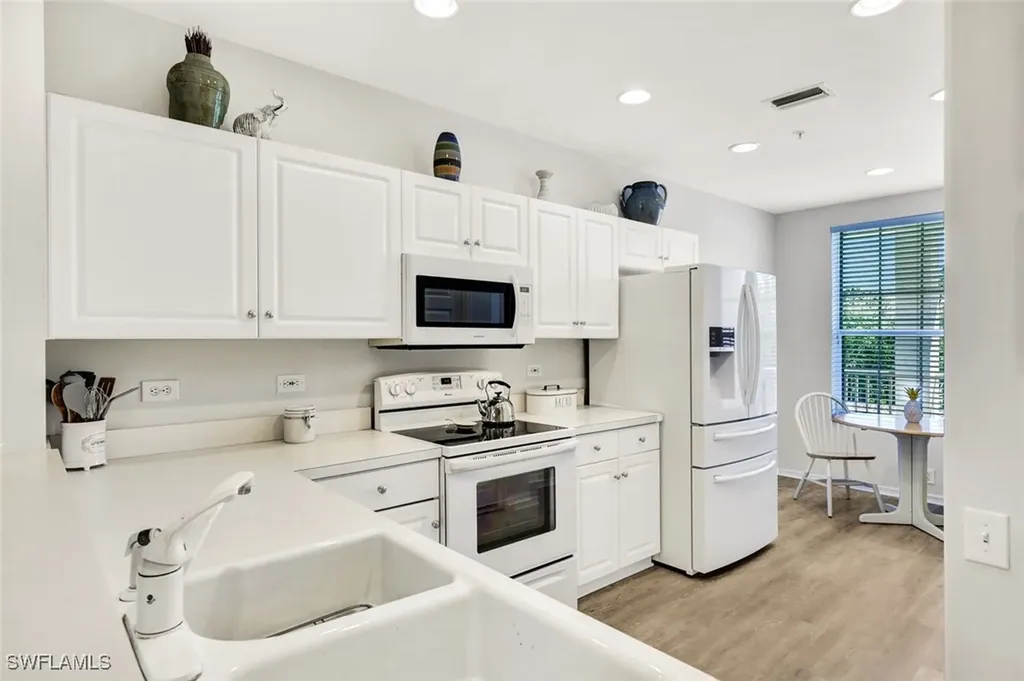 8239 Parkstone Place Naples FL 34120