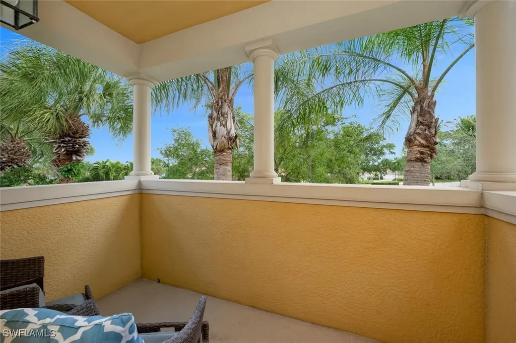7237 Bellini Way Naples FL 34114