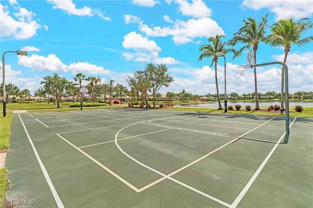 7237 Bellini Way Naples FL 34114