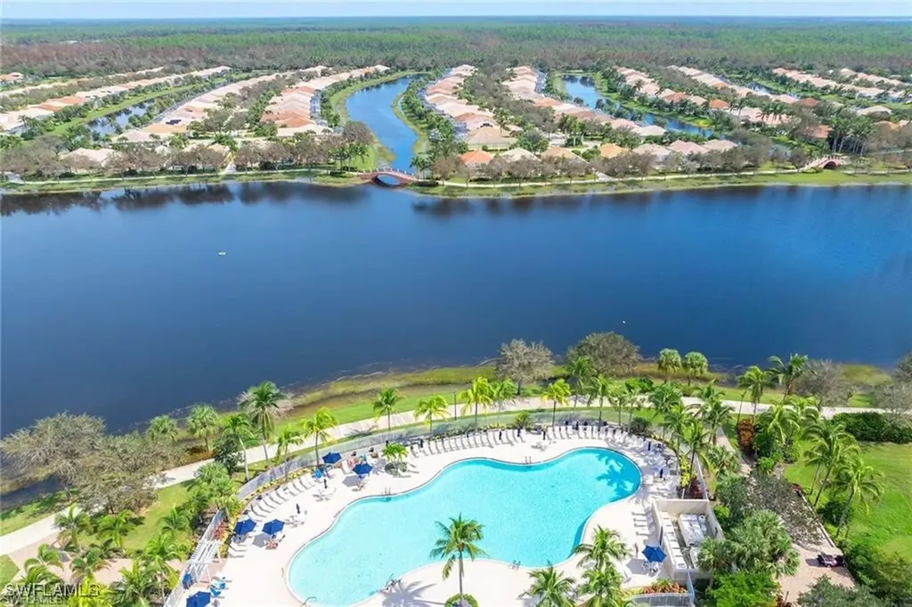 7237 Bellini Way Naples FL 34114