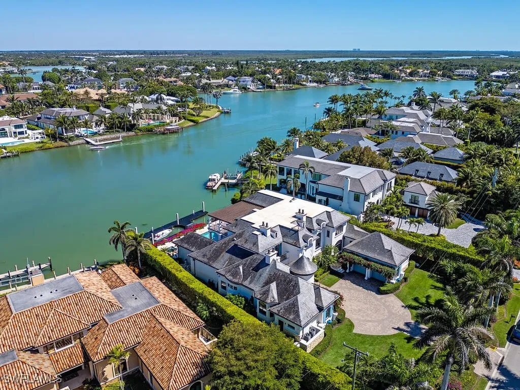 3565 Fort Charles Drive Naples FL 34102