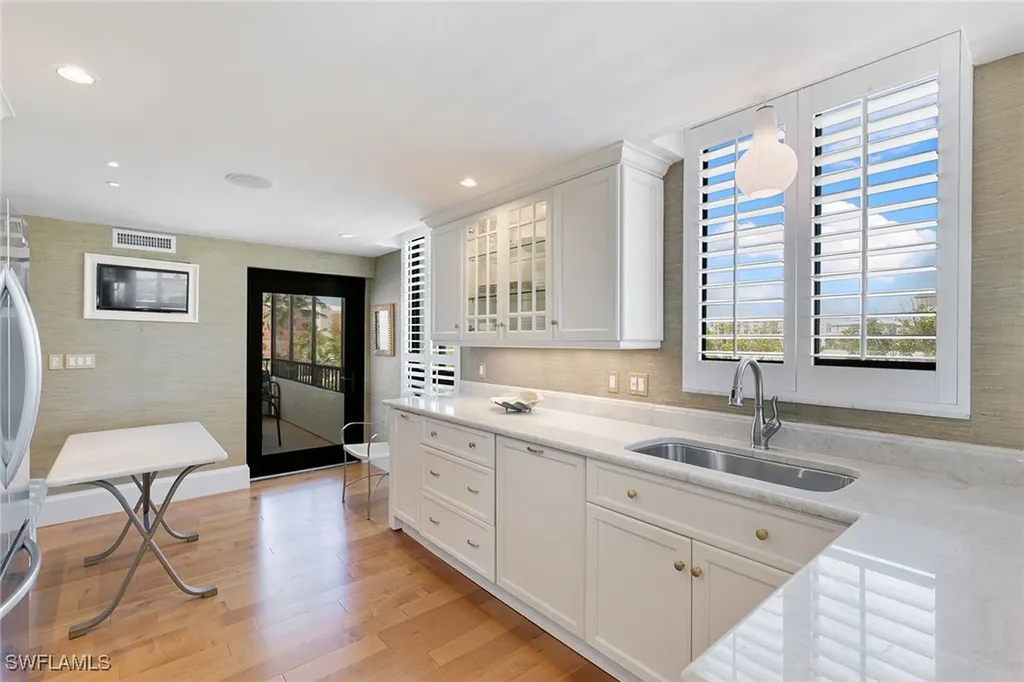 2400 Gulf Shore Boulevard N Naples FL 34103