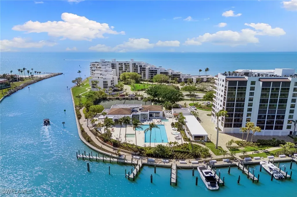 2400 Gulf Shore Boulevard N Naples FL 34103
