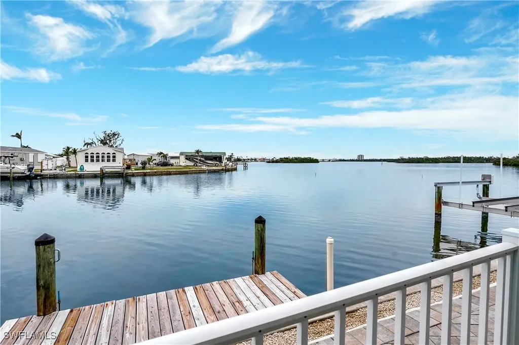 83 Blackbeard Way Fort Myers Beach FL 33931