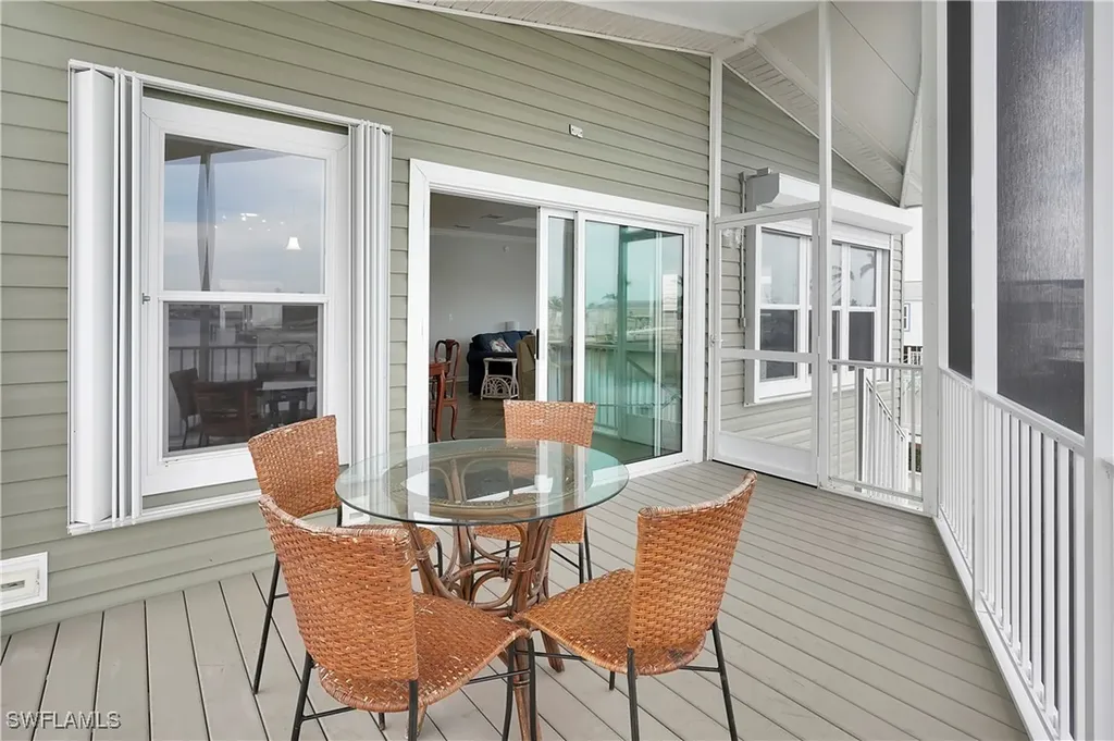 83 Blackbeard Way Fort Myers Beach FL 33931