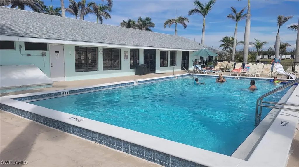 83 Blackbeard Way Fort Myers Beach FL 33931