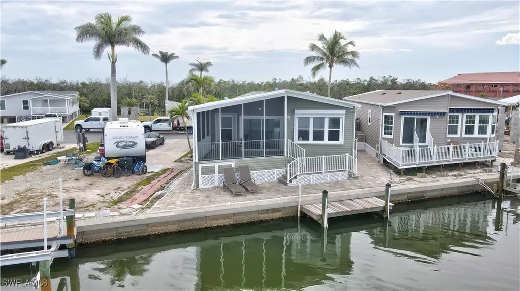 83 Blackbeard Way Fort Myers Beach FL 33931