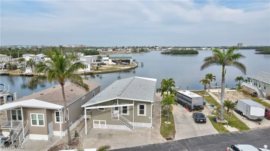83 Blackbeard Way Fort Myers Beach FL 33931