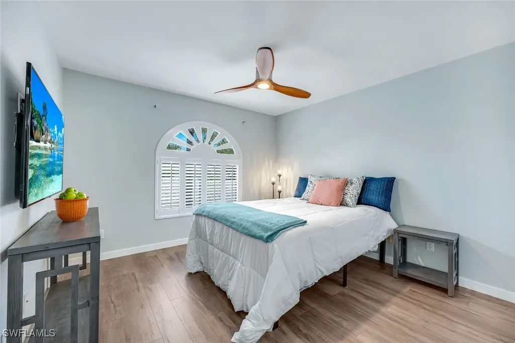 810 New Waterford Drive Naples FL 34104